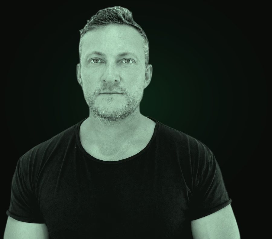 Ben Acott, fractional CMO and founder of Magnetic Labs, 2026